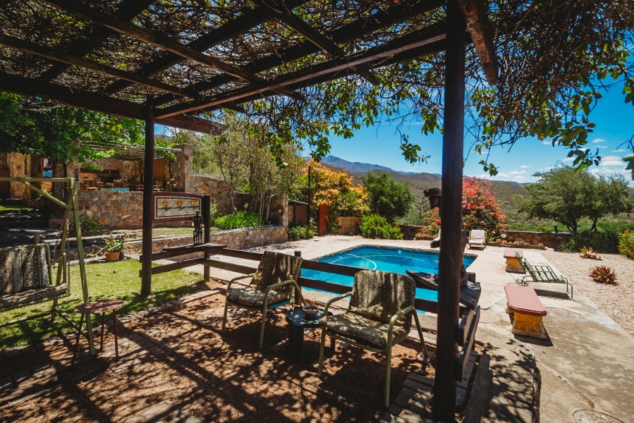 5 Bedroom Property for Sale in De Rust Western Cape